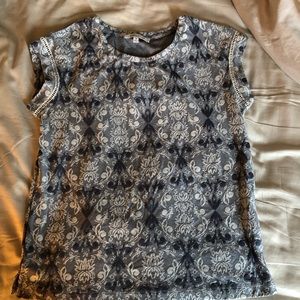 NWOT Rose & Olive tee